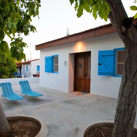 Cecilias Courtyard *