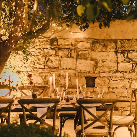 Casa rural Cecilias Courtyard Malya